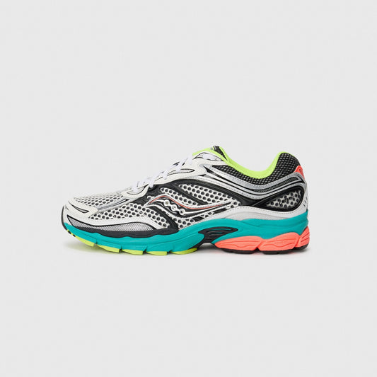 Saucony PROGRID OMNI 9 UNISEX - Baskets basses - pink/purple