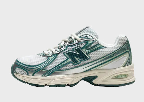 New Balance 740