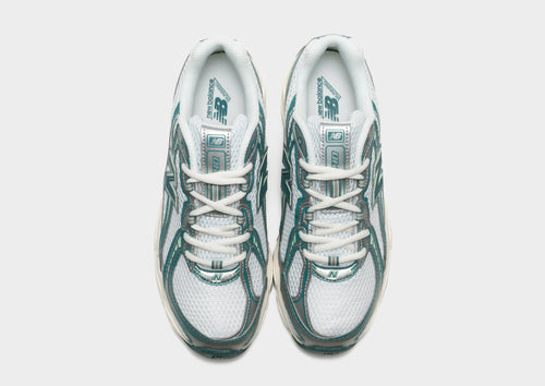 New Balance 740