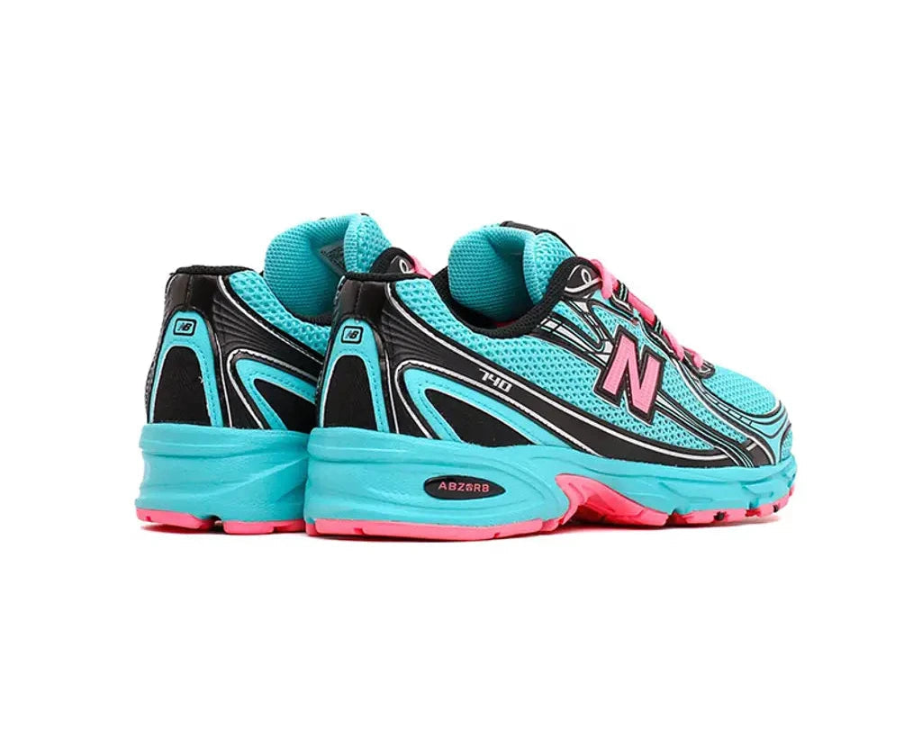 New Balance 740