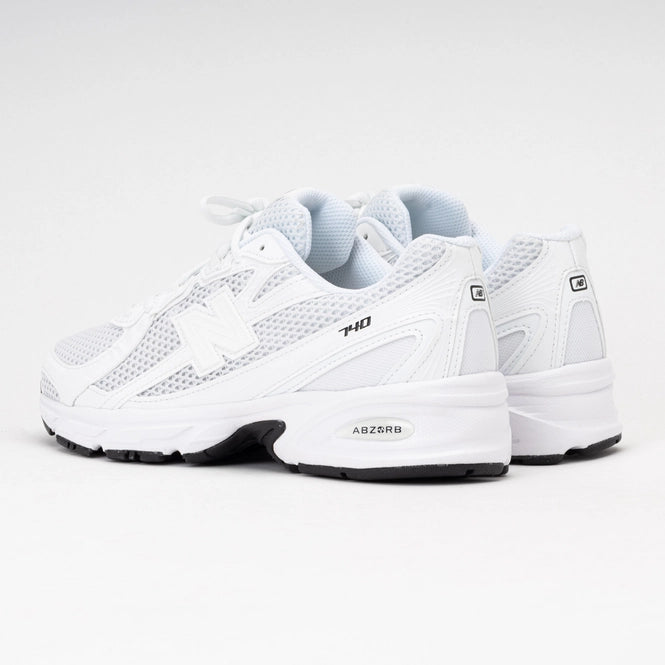 New Balance 740